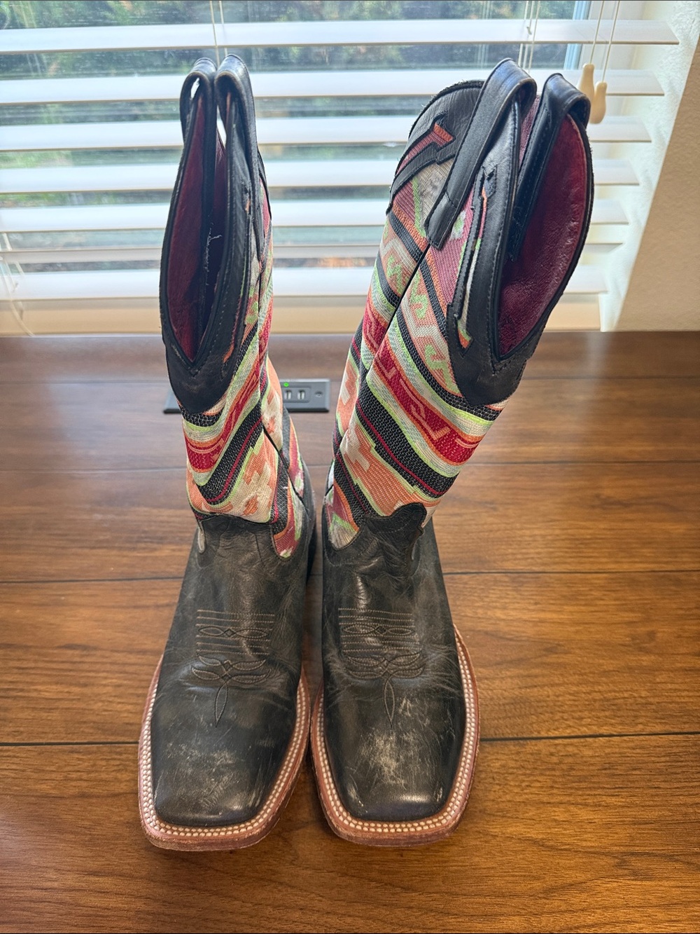 Macie Bean Women's Black Cracktacular Serape Boots
